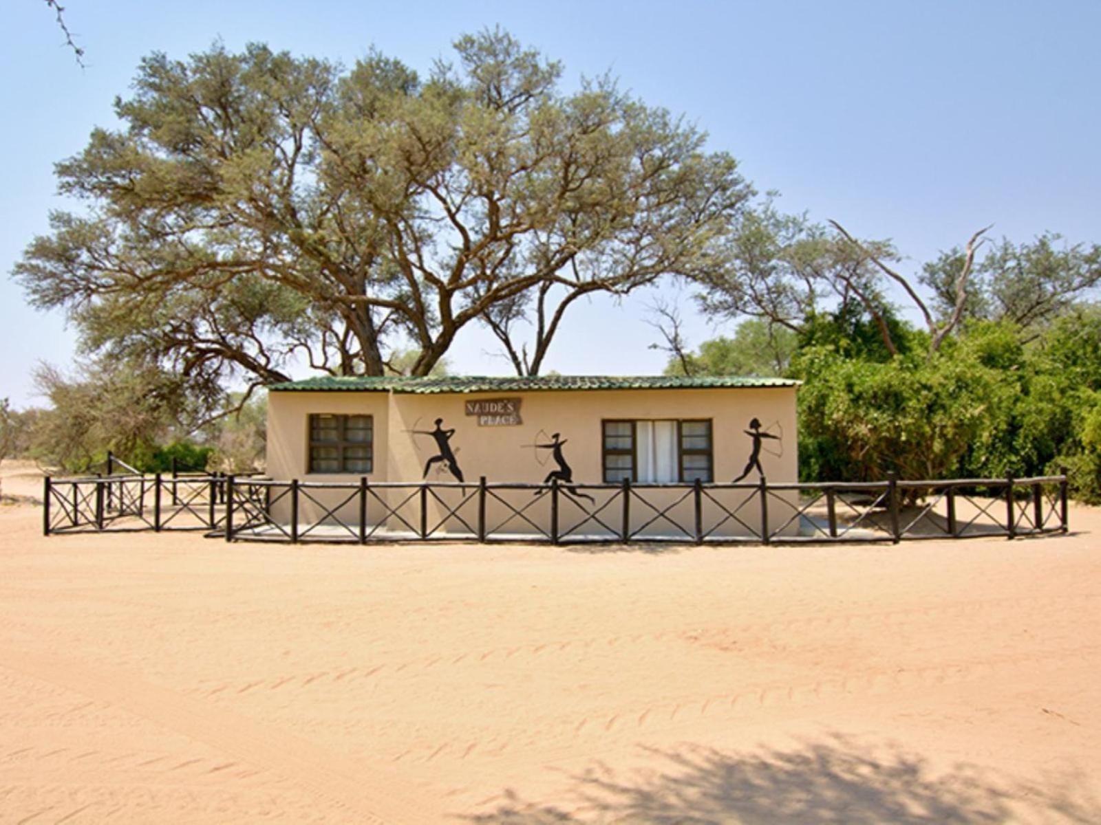 Brandberg White Lady Lodge Uis Eksteriør billede