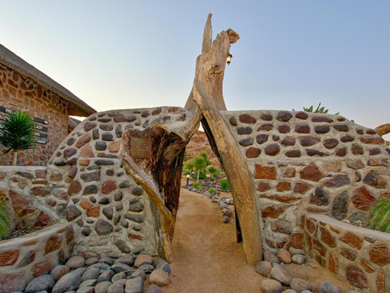 Brandberg White Lady Lodge Uis Eksteriør billede